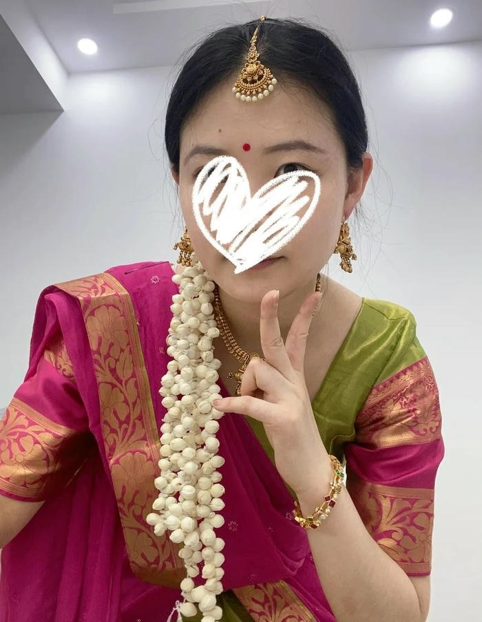 Stylish hidden face dp for girls