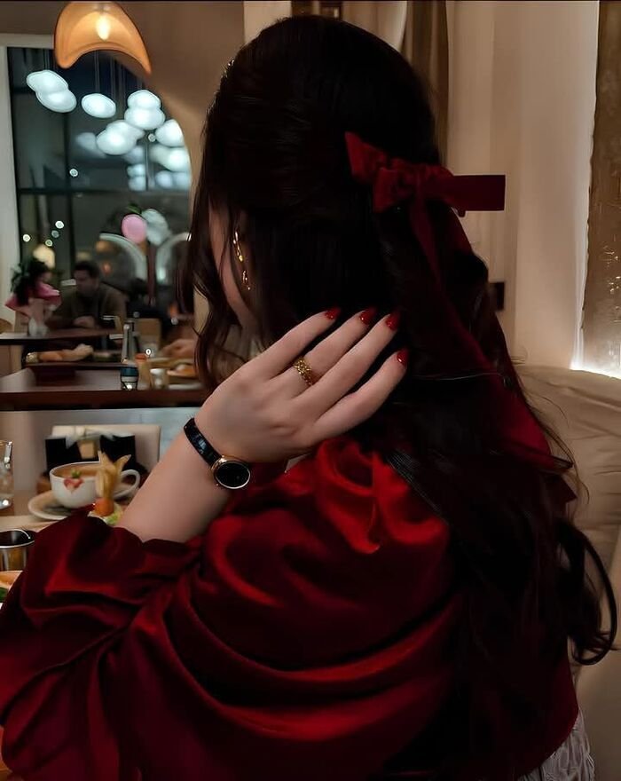 aethetic real girl pic hot