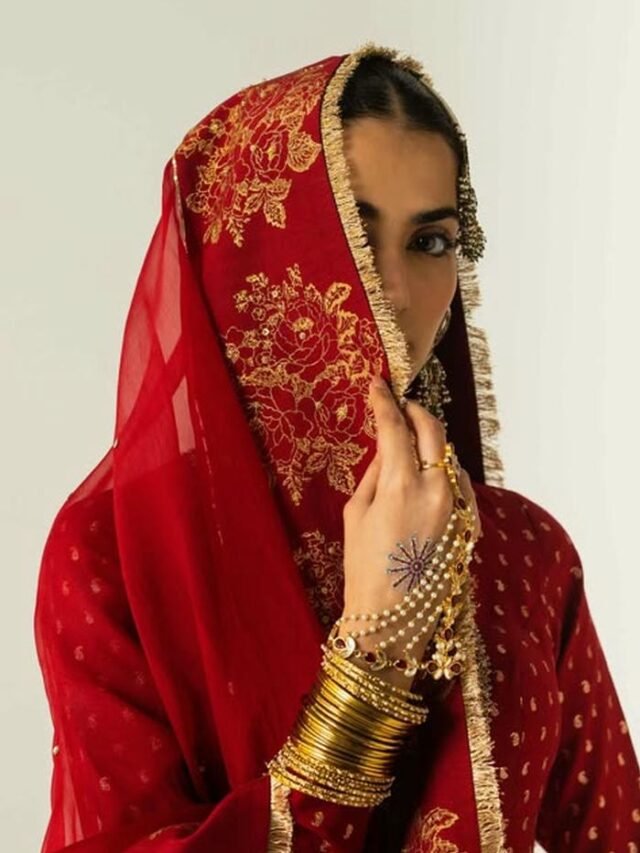 Top 301+ Instagram DP Girl Images Stylish, Bold & Beautiful Looks