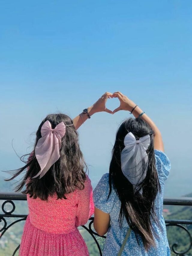 79+ Instagram Girl Best Friend Pics Fun, Cute & Happy Moments