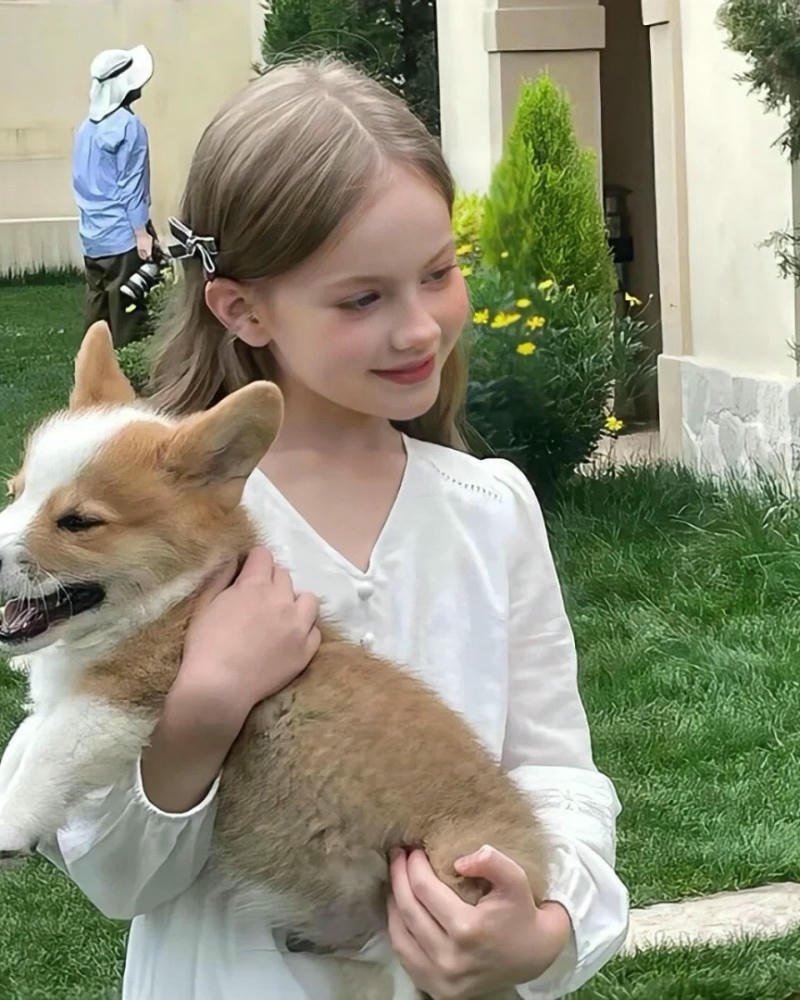 cute girl holding teddy