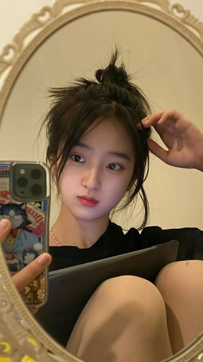 cute girl pic aethetics full hd