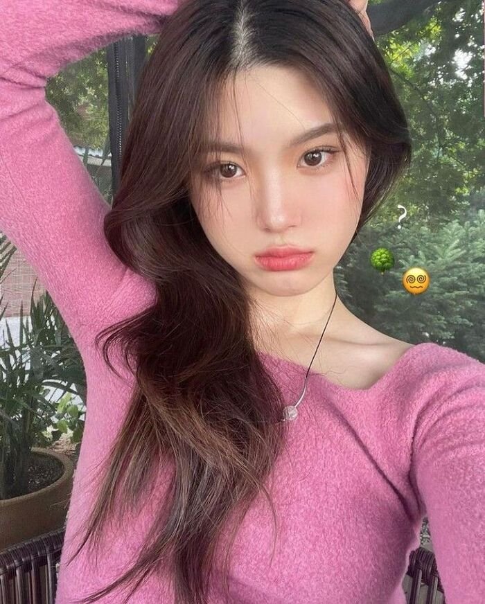 cute whatsapp dp girl aethetics hd