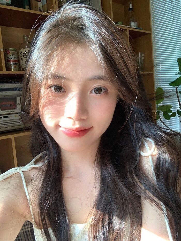 cute whatsapp dp girl hot