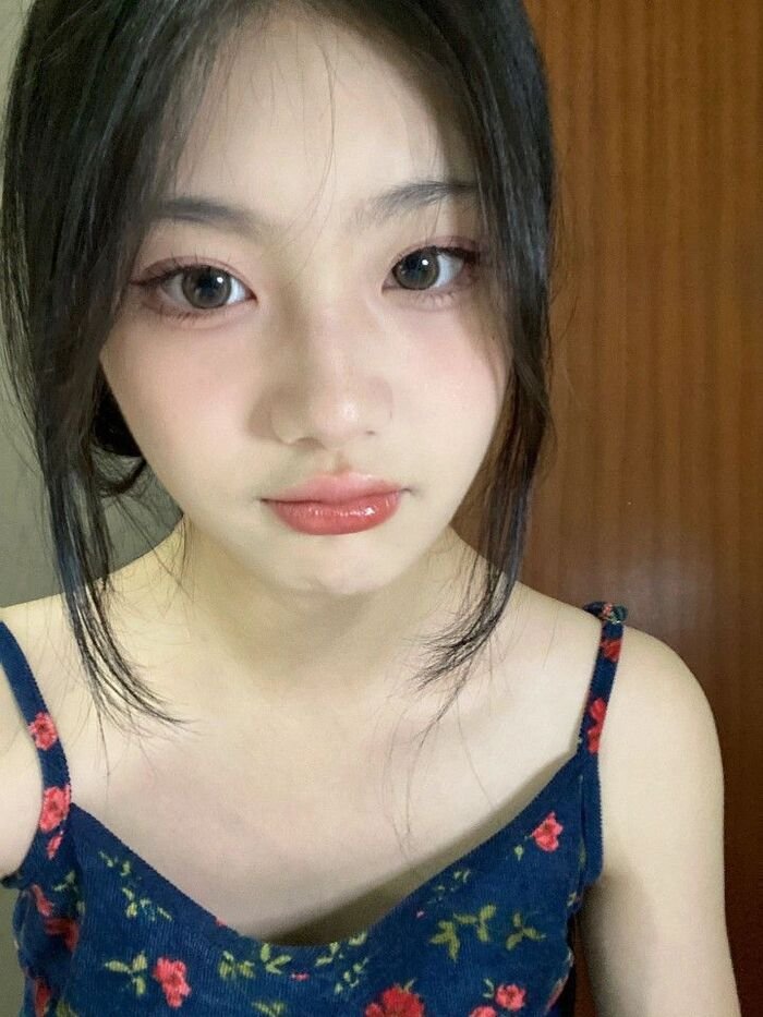 full hd cute whatsapp dp girl