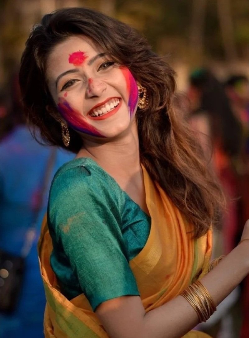 girls profile pic