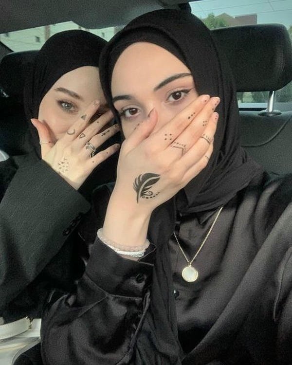 instagram girl best friend photo