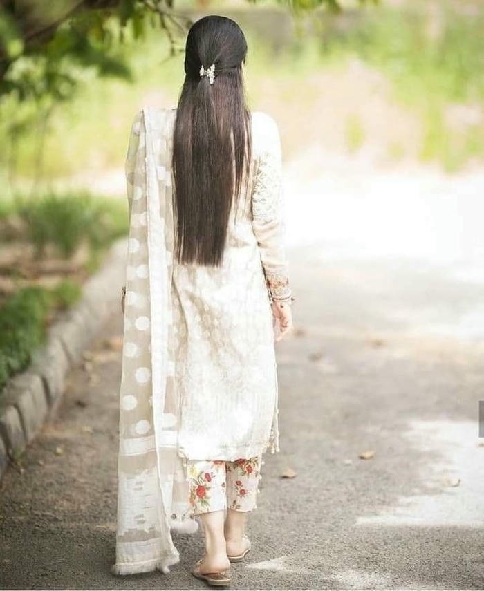 khamosh ladki hidden face