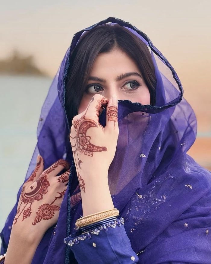 sad hidden face girl dp