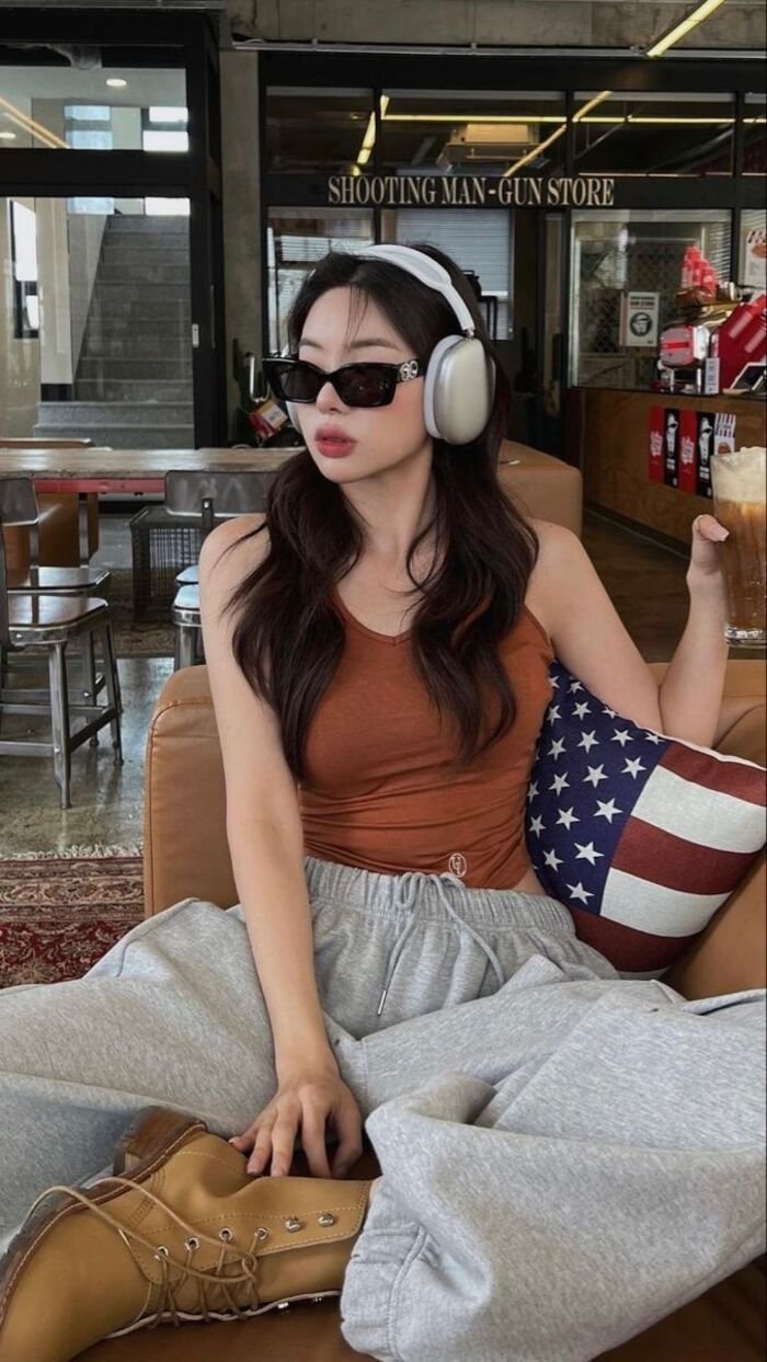 stylish girl dp aethetics full hd