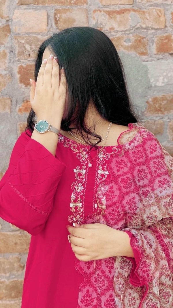 hidden face stylish girl images for instagram