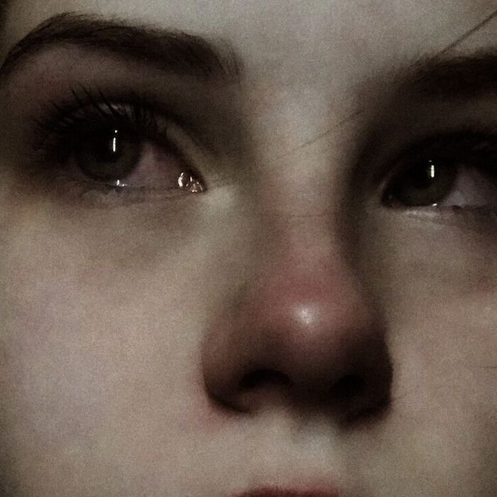 image alone sad cry girl dp hot