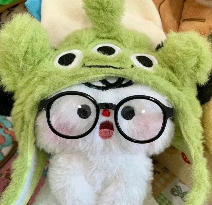 latest cute cartoon girl images for whatsapp dp status