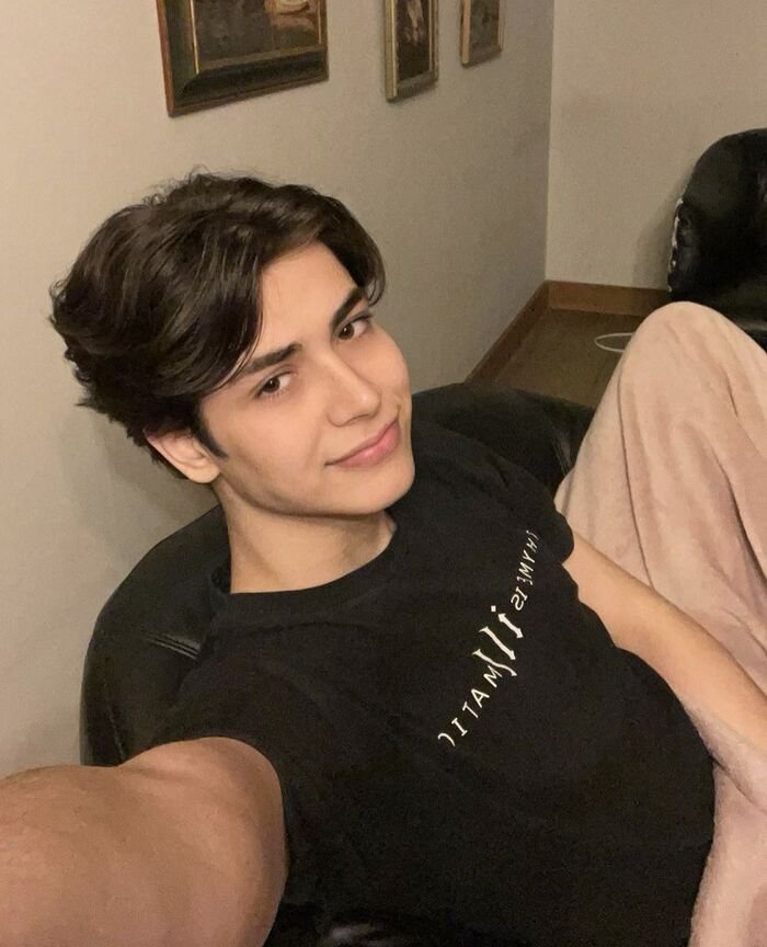 profile pic for boys pinterest hot