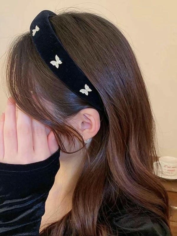 rosy cheeks profile pic