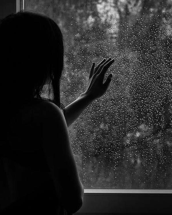sad alone girl image for whatsapp