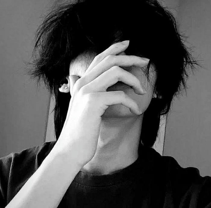 sad boy dp facebook