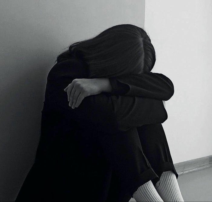 sad dp whatsapp 9