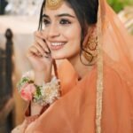 simple girl dp natural look
