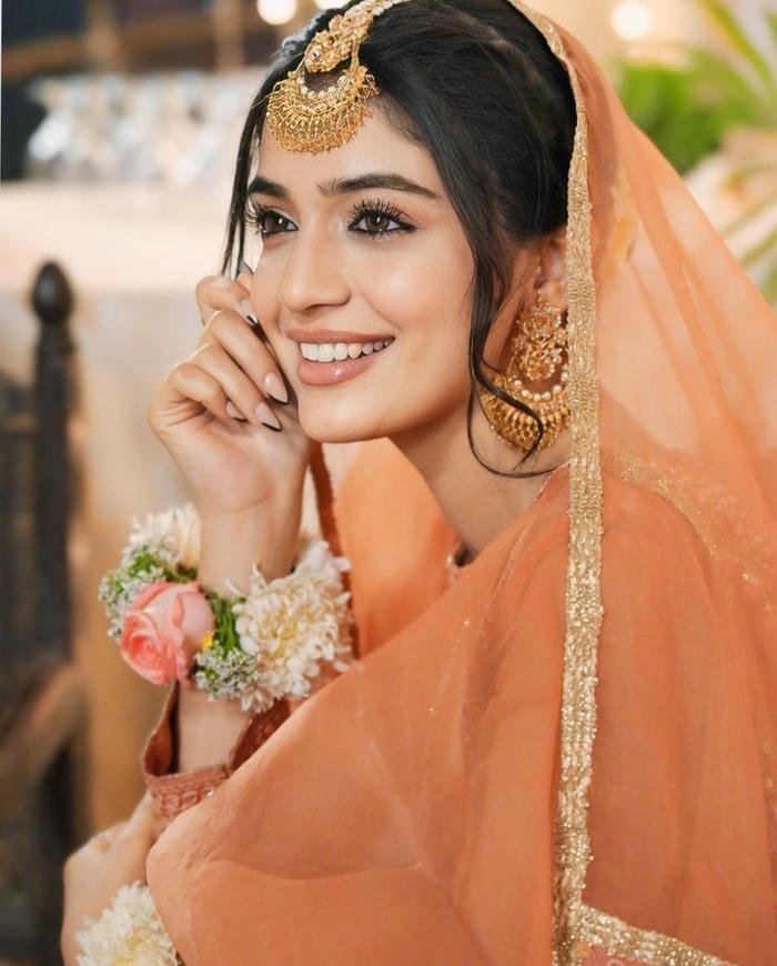 simple girl dp natural look
