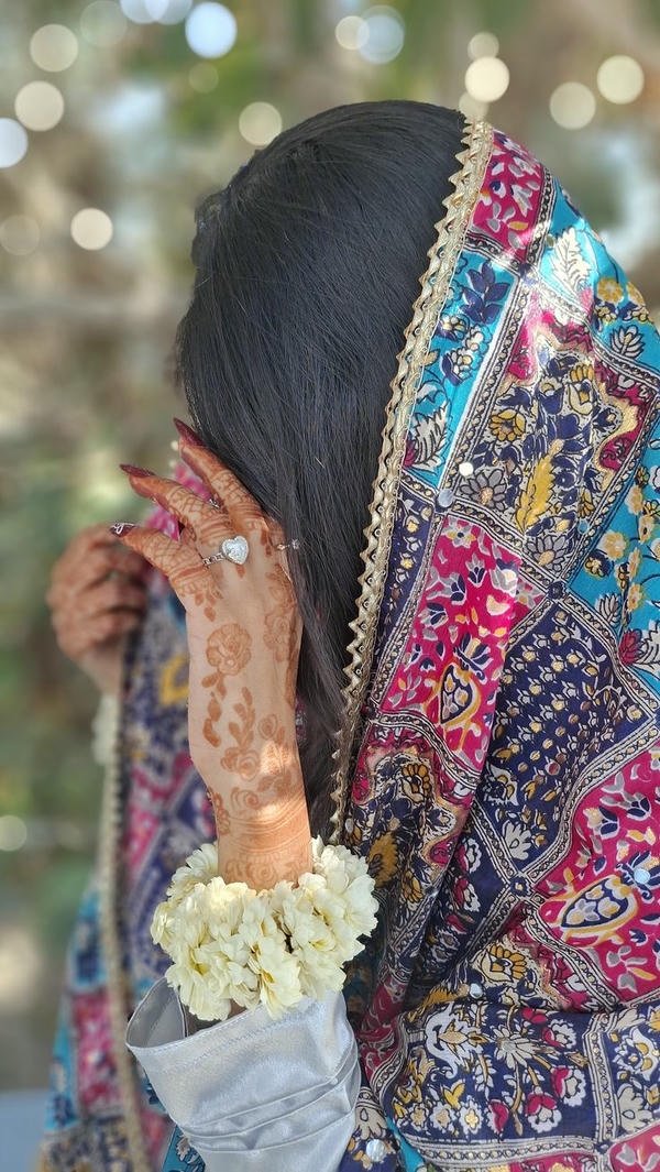 stylish hidden face cute girl images