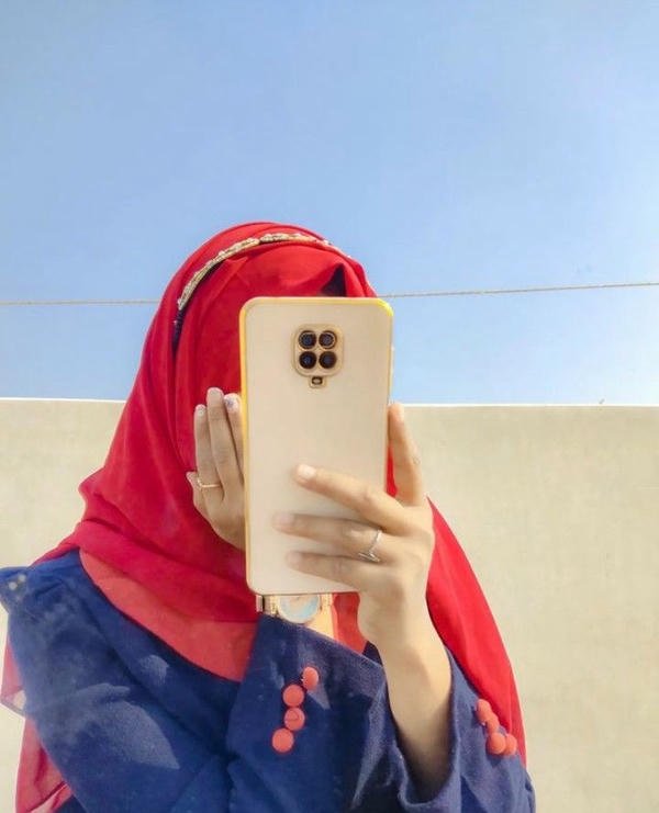 stylish hidden face girl images with a smile