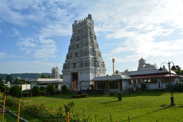 balaji swamy temple morning light
